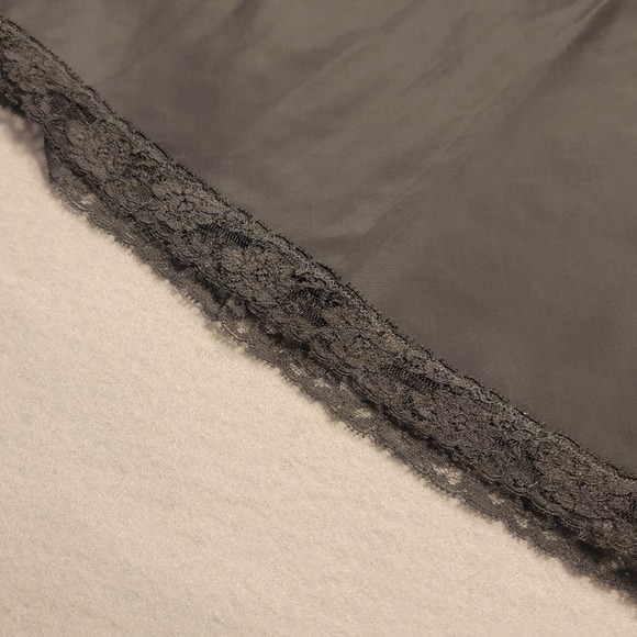 Vintage Fischer Black Nylon Lace Slip Nightgown Size 36 (Small) 1960s Lingerie - Picture 3 of 10